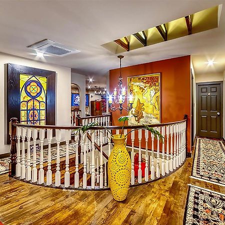 Neocolonial Nouveau Kensington Vacation Home Vancouver Ngoại thất bức ảnh