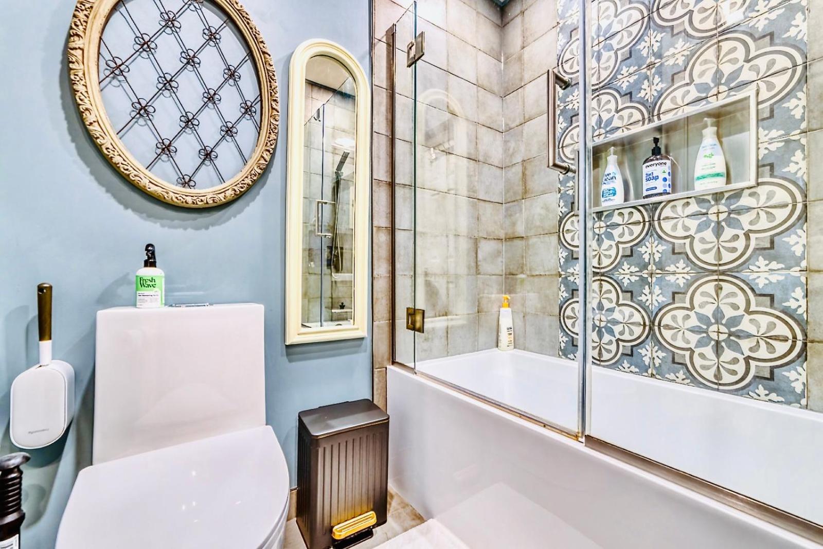 Neocolonial Nouveau Kensington Vacation Home Vancouver Ngoại thất bức ảnh