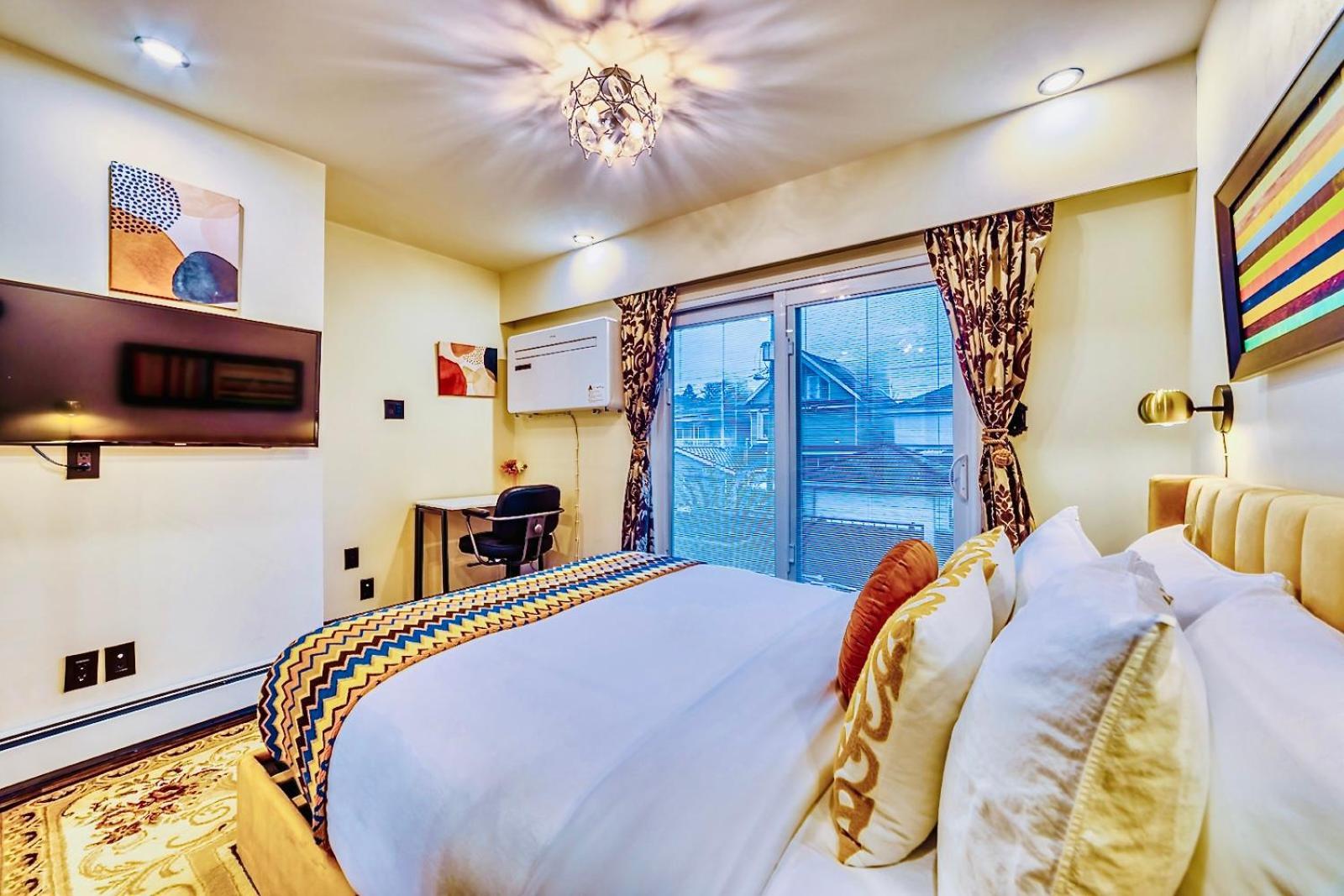 Neocolonial Nouveau Kensington Vacation Home Vancouver Ngoại thất bức ảnh