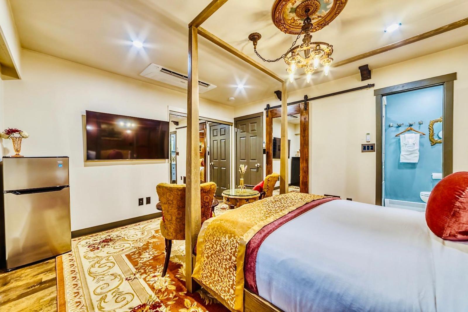 Neocolonial Nouveau Kensington Vacation Home Vancouver Ngoại thất bức ảnh
